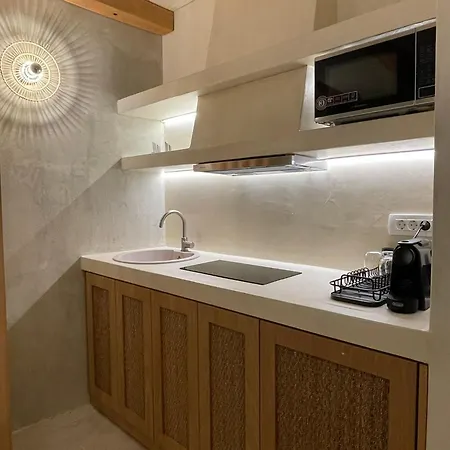 Solo Sole Santorini Holiday home Exo Gonia